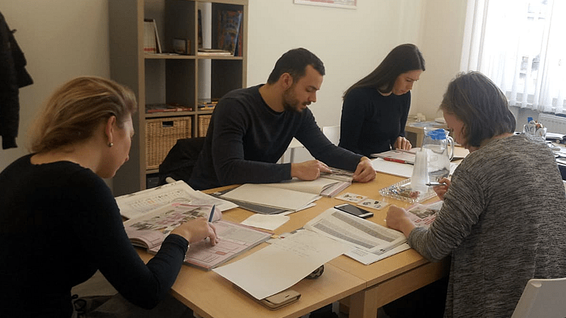 Языковые курсы