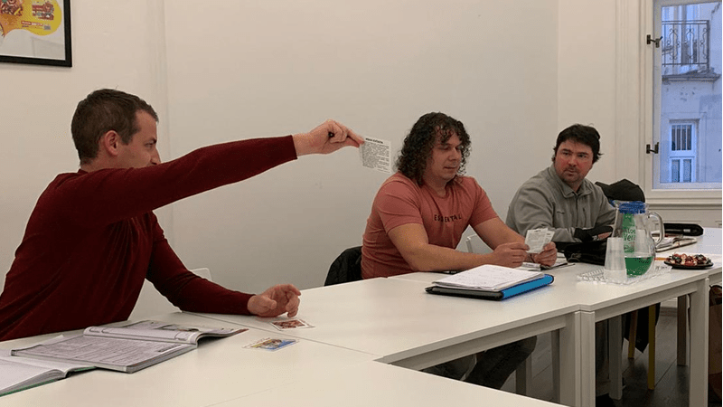 Языковые курсы